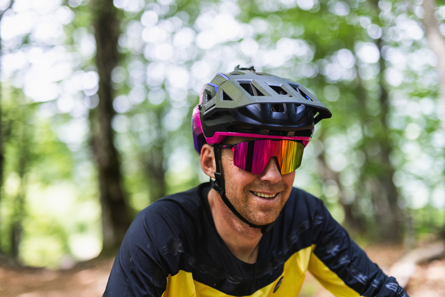 Julbo – Forest Mips – Black / Pink