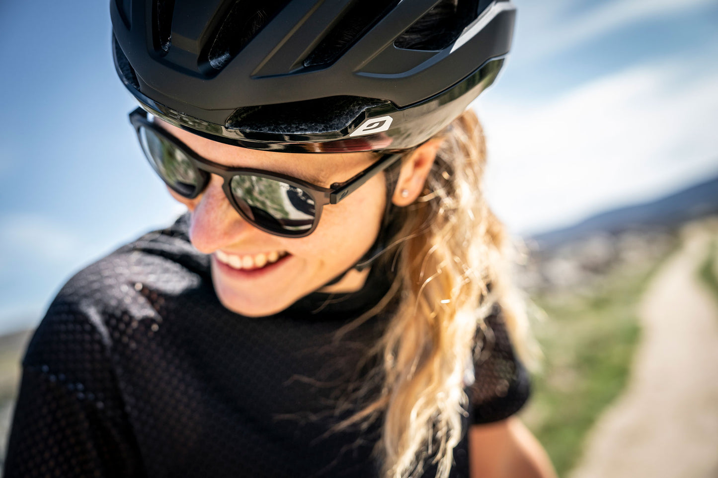Julbo Shine L – Transparent/Green REACTIV 1-3 – Sunglasses