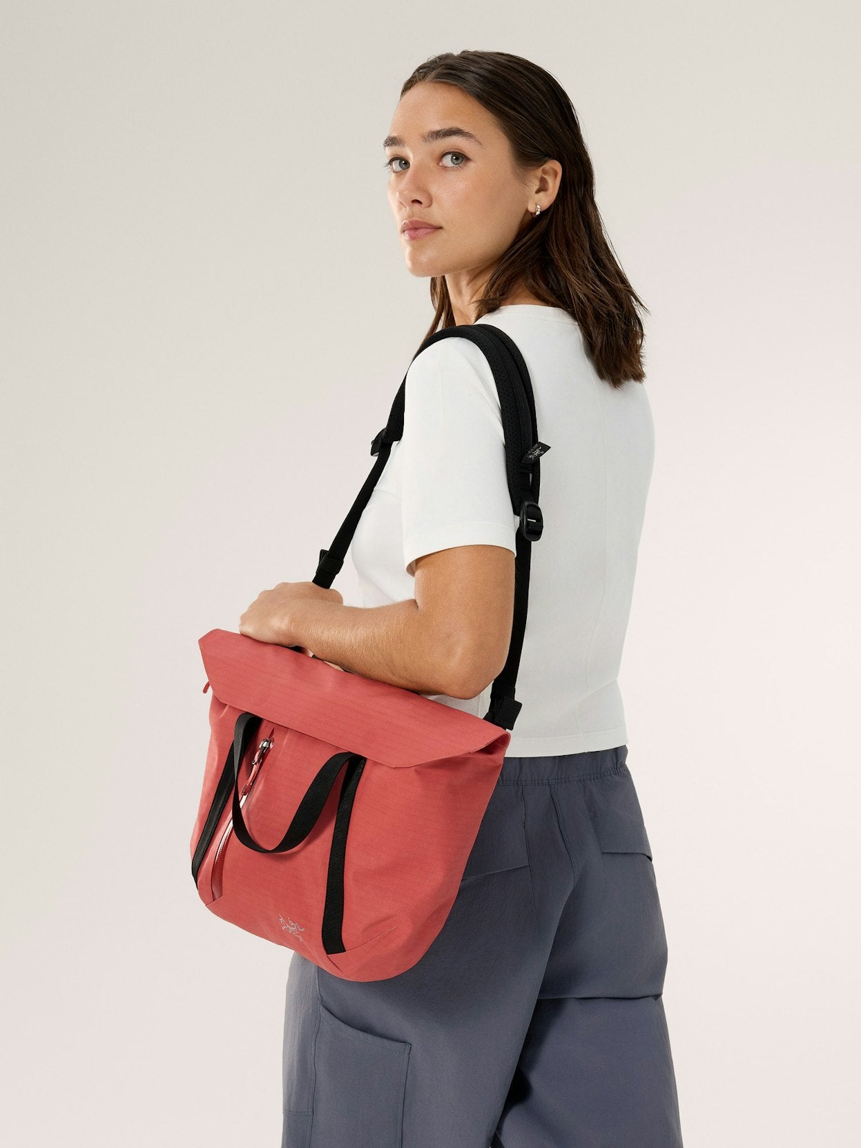Arc'teryx – Shoulder Bag – Granville Shoulder Bag – Stone Red